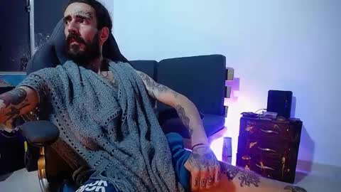 OMAR online show from 12-17-25, 03:12