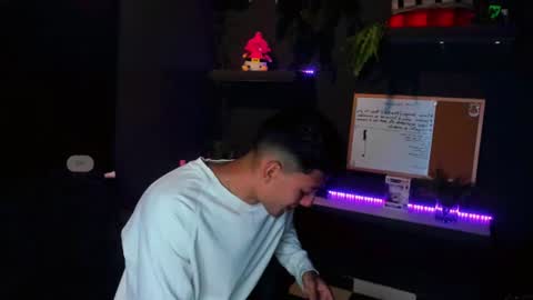  ... online show from 06-30-26, 04:30