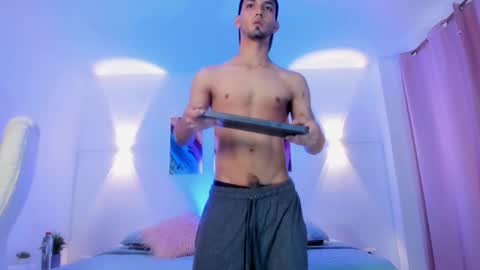 Harry online show from 12-20-25, 01:40