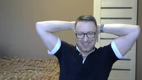 Snapshot of harrysnake chatting on 12-31-24, 06:59 HarrySnake online show from 12-31-24, 06:59