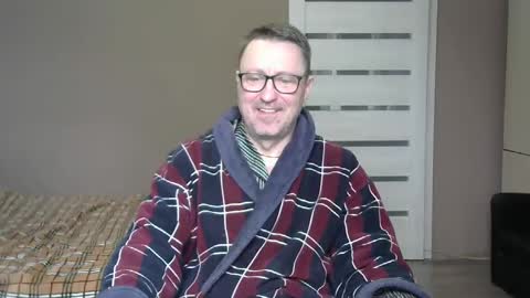 Snapshot of harrysnake chatting on 02-18-25, 06:37 HarrySnake online show from 02-18-25, 06:37