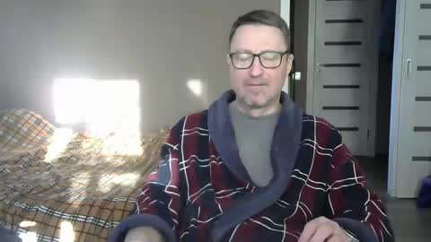 Snapshot of harrysnake chatting on 02-28-25, 06:43 HarrySnake online show from 02-28-25, 06:43