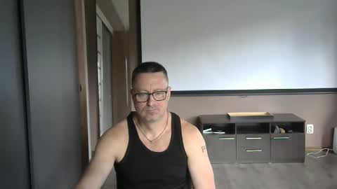 Snapshot of harrysnake chatting on 09-11-25, 10:59 HarrySnake online show from 09-11-25, 10:59