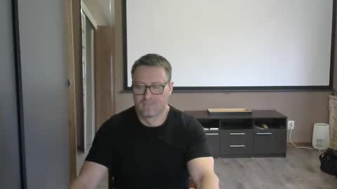 Snapshot of harrysnake chatting on 11-08-25, 07:41 HarrySnake online show from 11-08-25, 07:41