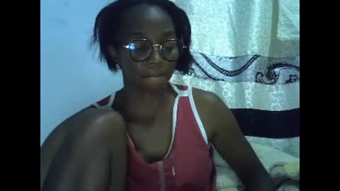Snapshot of harysette chatting on 01-06-25, 06:41 harysette online show from 01-06-25, 06:41