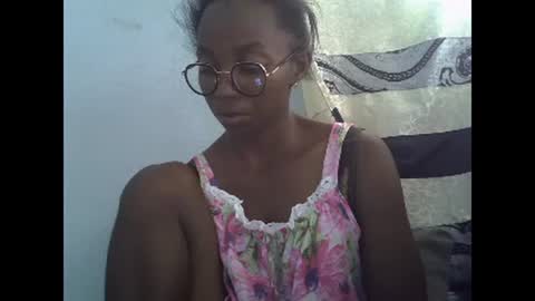 Snapshot of harysette chatting on 01-10-25, 09:34 harysette online show from 01-10-25, 09:34
