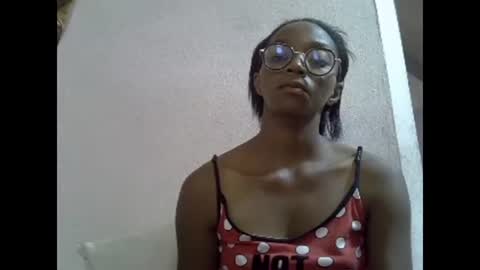 Snapshot of harysette chatting on 02-22-25, 11:02 harysette online show from 02-22-25, 11:02