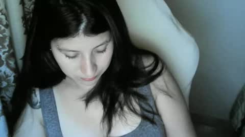 Snapshot of hasley_bbylee chatting on 01-07-25, 05:22 lady online show from 01-07-25, 05:22