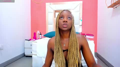 Snapshot of hassly_hot69 chatting on 02-07-25, 11:23 Nicky bac online show from 02-07-25, 11:23