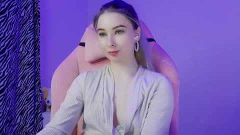 Anna online show from 04-22-26, 11:28