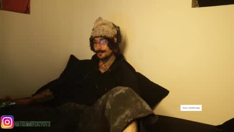 Snapshot of hatsumotokyoto chatting on 01-25-25, 11:11 More content   2   online show from 01-25-25, 11:11