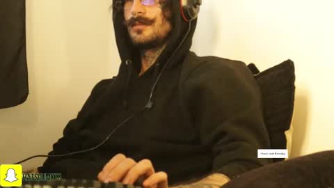 Snapshot of hatsumotokyoto chatting on 01-28-25, 10:01 More content   2   online show from 01-28-25, 10:01