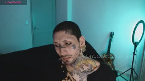 Snapshot of hatsumotokyoto chatting on 10-09-25, 04:32 More content   2   online show from 10-09-25, 04:32