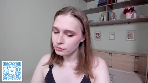 Mia online show from 04-08-26, 08:03