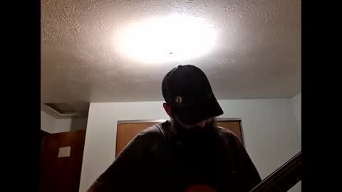 Snapshot of hawktalon007 chatting on 09-23-25, 02:58 Robert online show from 09-23-25, 02:58