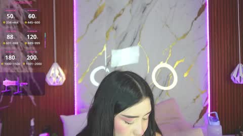 haylie  See you tonight at 8pm Colombia time online show from 02-08-25, 05:18