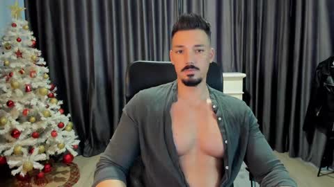 Snapshot of haydenspears chatting on 12-14-24, 10:45 HaydenSpears online show from 12-14-24, 10:45