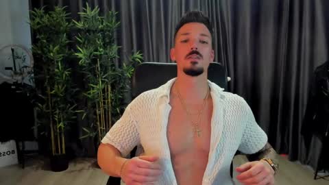 Snapshot of haydenspears chatting on 01-15-25, 12:15 HaydenSpears online show from 01-15-25, 12:15