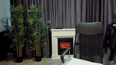 Snapshot of haydenspears chatting on 02-09-25, 08:11 HaydenSpears online show from 02-09-25, 08:11