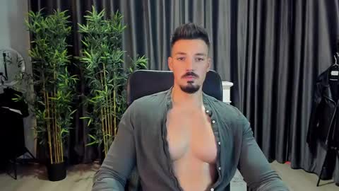 Snapshot of haydenspears chatting on 02-25-25, 04:31 HaydenSpears online show from 02-25-25, 04:31