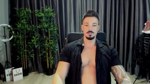 Snapshot of haydenspears chatting on 11-15-25, 08:00 HaydenSpears online show from 11-15-25, 08:00