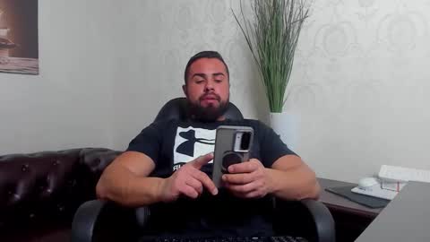 HayesWood online show from 11-21-25, 05:50