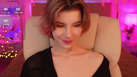 haylaamber online show from 12-16-24, 07:04