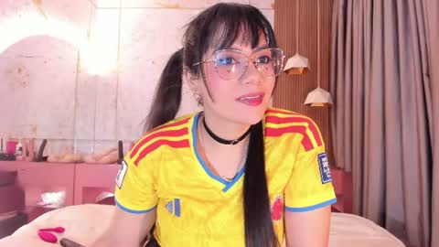 Snapshot of haylenpark chatting on 06-12-26, 10:25 haylenpark online show from 06-12-26, 10:25
