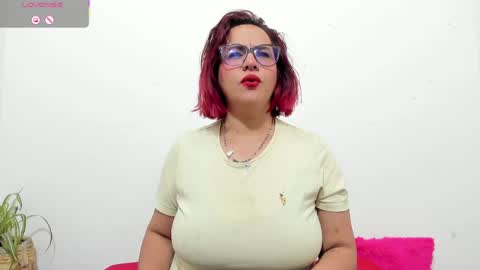 hazel online show from 04-22-26, 09:44