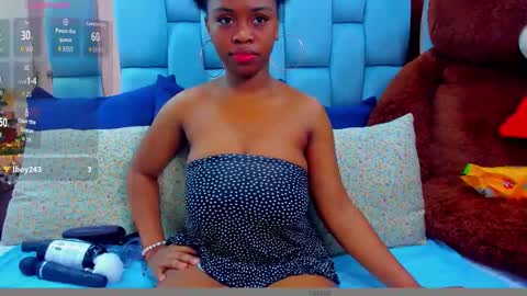 Snapshot of hazel_lanee chatting on 11-28-25, 04:48 hazel_lanee online show from 11-28-25, 04:48