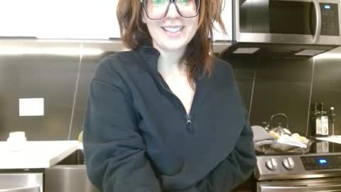 Snapshot of hazel_skye chatting on 11-02-25, 01:46 Hazel online show from 11-02-25, 01:46