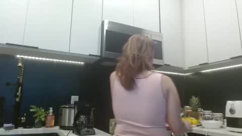 Hazel online show from 02-09-26, 04:11