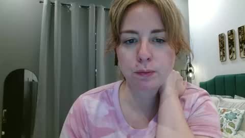 Hazel online show from 04-27-26, 09:57