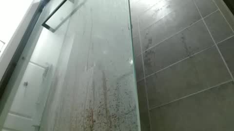 Snapshot of hazel_skye chatting on 05-27-26, 02:25 Hazel online show from 05-27-26, 02:25