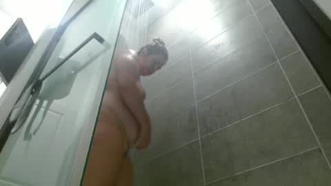 Snapshot of hazel_skye chatting on 06-14-26, 01:03 Hazel online show from 06-14-26, 01:03