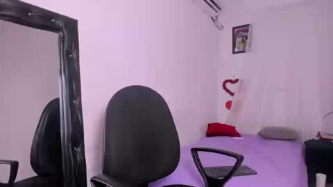 hazel_slim_ online show from 03-12-26, 04:35