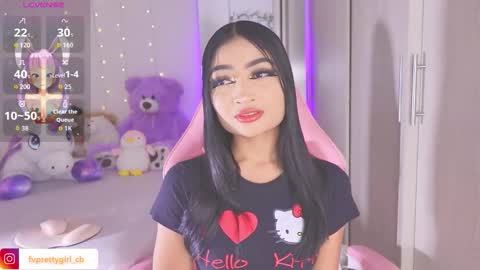 Snapshot of hazelbabee_ chatting on 11-27-25, 07:54 Lynn online show from 11-27-25, 07:54