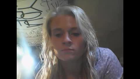 sexy ass wanting her coochie teased  boooooty ate  by bd online show from 05-14-26, 05:03