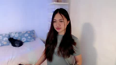 Snapshot of heart_of_asia chatting on 06-14-26, 06:15 Yoshin online show from 06-14-26, 06:15