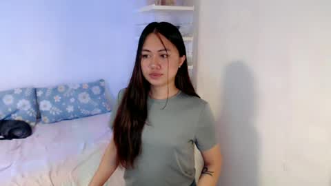 Snapshot of heart_of_asia chatting on 06-15-26, 08:49 Yoshin online show from 06-15-26, 08:49