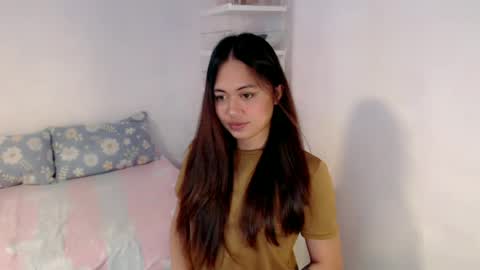 Snapshot of heart_of_asia chatting on 06-22-26, 02:35 Yoshin online show from 06-22-26, 02:35