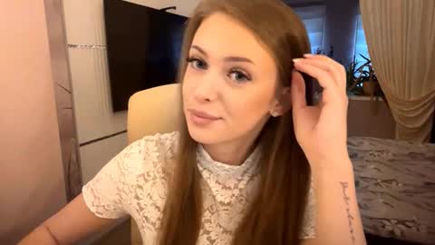 Mona online show from 11-09-25, 09:18