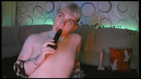 Justin online show from 03-01-26, 06:43