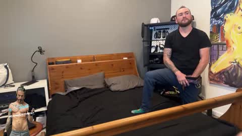 Snapshot of heathaustin8bi7 chatting on 10-16-25, 04:57 Heath Austin online show from 10-16-25, 04:57