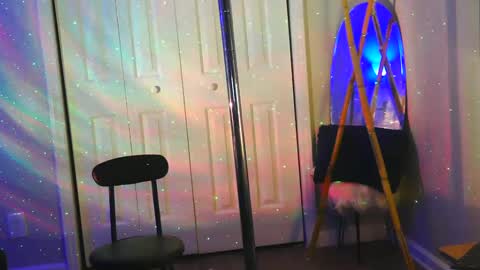Snapshot of heavenllyy chatting on 10-04-25, 01:58 Heavenllyy online show from 10-04-25, 01:58