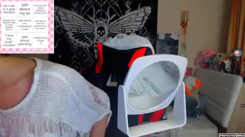 Diana online show from 10-13-25, 12:32