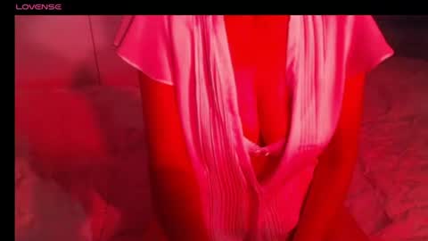 Snapshot of heavenlykiss chatting on 07-18-26, 01:48 Chani online show from 07-18-26, 01:48