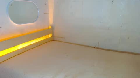 Snapshot of heavenlypleasurexx chatting on 01-16-25, 11:16 HEAVEN online show from 01-16-25, 11:16