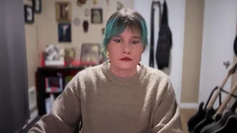 Snapshot of heavensentttt chatting on 12-05-24, 11:51 Saoirse online show from 12-05-24, 11:51