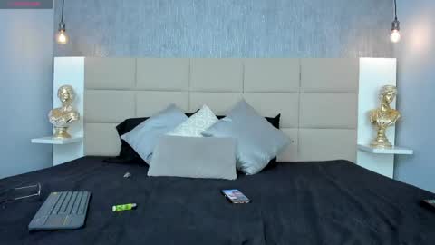 Keira Hecate online show from 04-24-26, 08:33